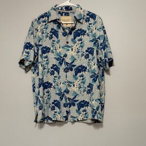 Island republic vintage collection 100% silk Hawaiian shirt blue floral size M
